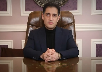 رضا برادران اصفهانی از تقلیل بحران آلودگی هوای اصفهان به مشکلی روزمره انتقاد کرد رضا برادران اصفهانی از تقلیل بحران آلودگی هوای اصفهان به مشکلی روزمره انتقاد کرد
